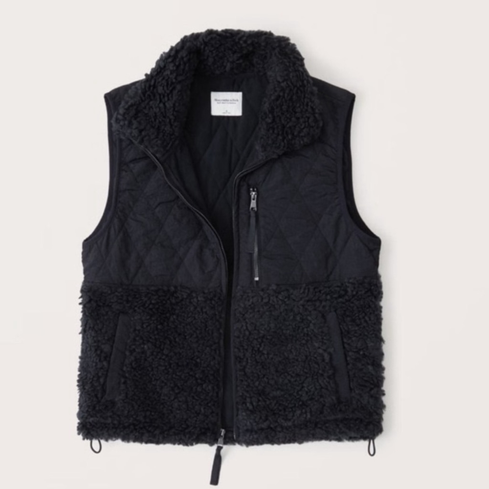 ** Abercrombie and Fitch Dark Blue Quilted Sherpa Vest Size S